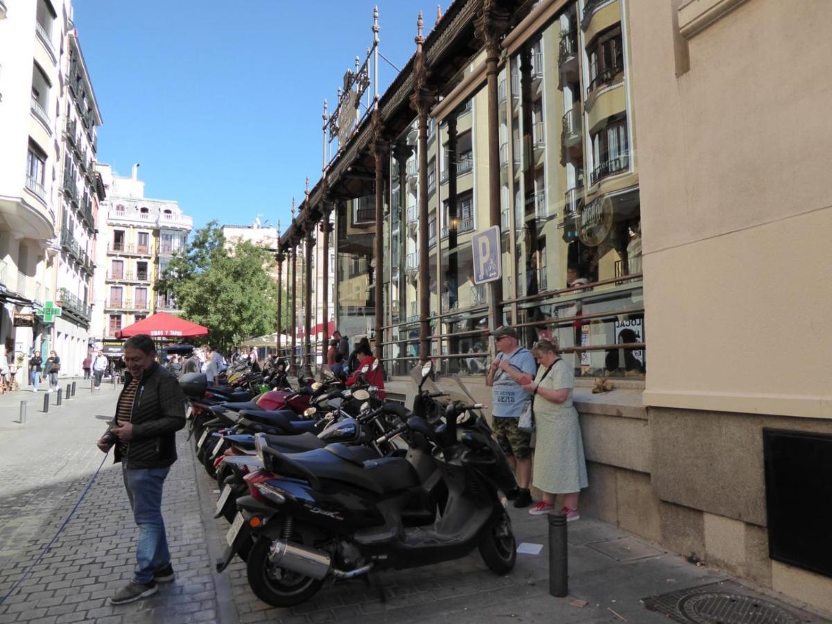 Apartamento En El Mercado De San Miguel Madrid Esterno foto