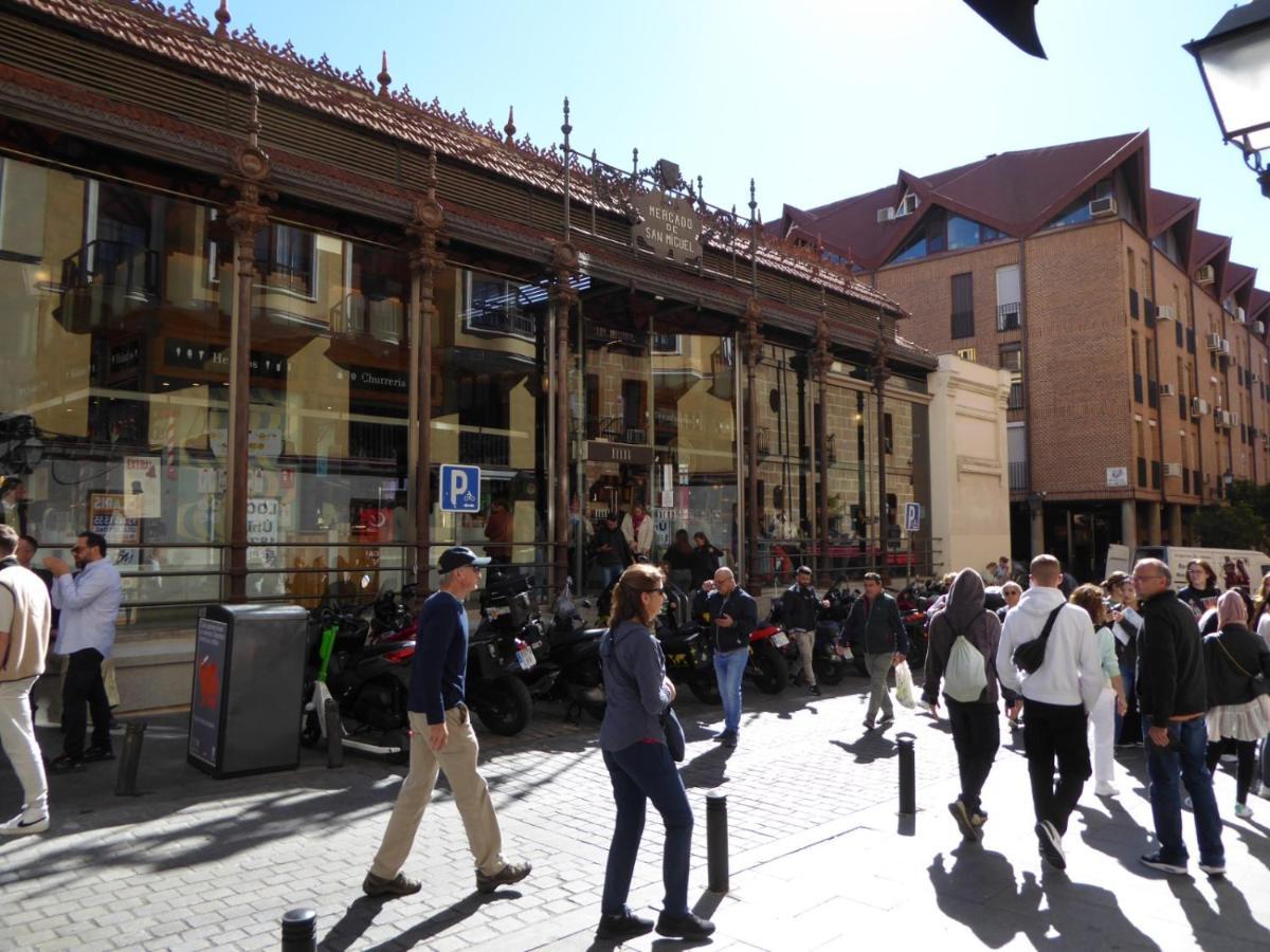 Apartamento En El Mercado De San Miguel Madrid Esterno foto